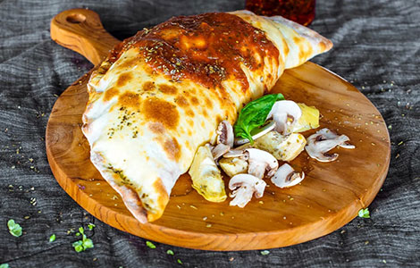 Pasha Calzones